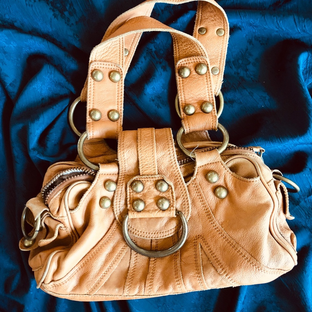 Super Cute small Guess Collection leather purse